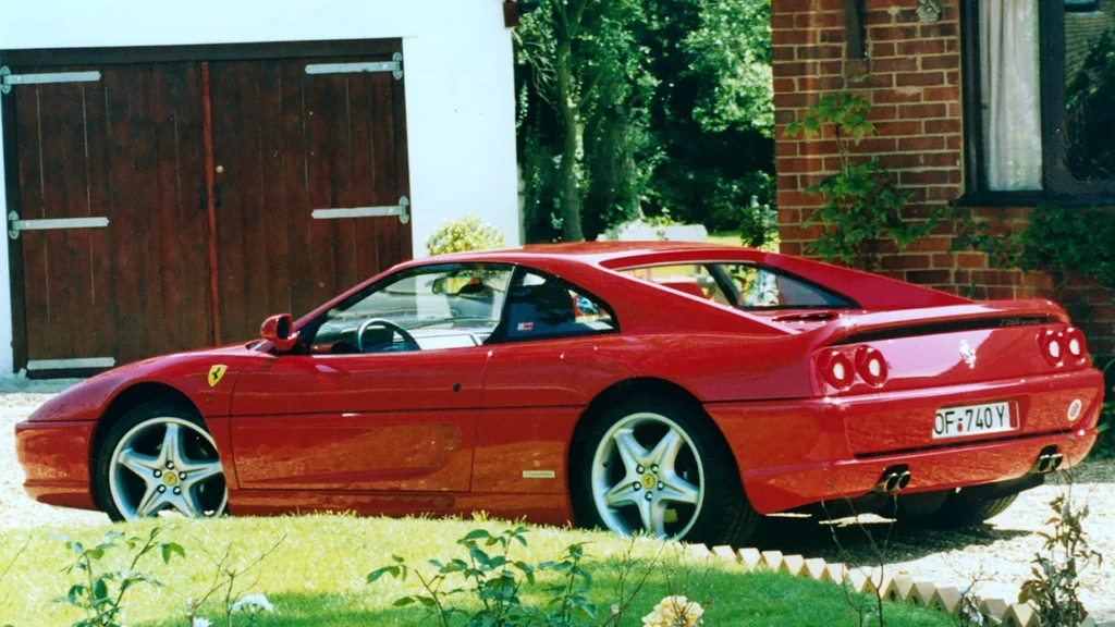 Ferrari-F355-Berlinetta-1995-outside-house-summer