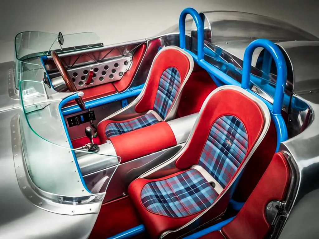 Sterling-Speedster-interior-bespoke-classic-car-Forte-Vision